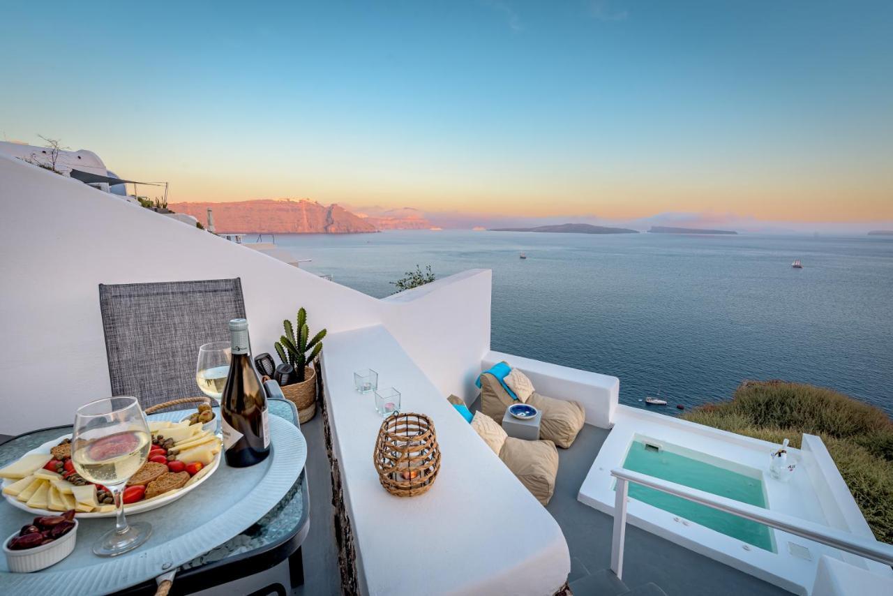 Amazing View Villa Oia With Jacuzzi Luaran gambar